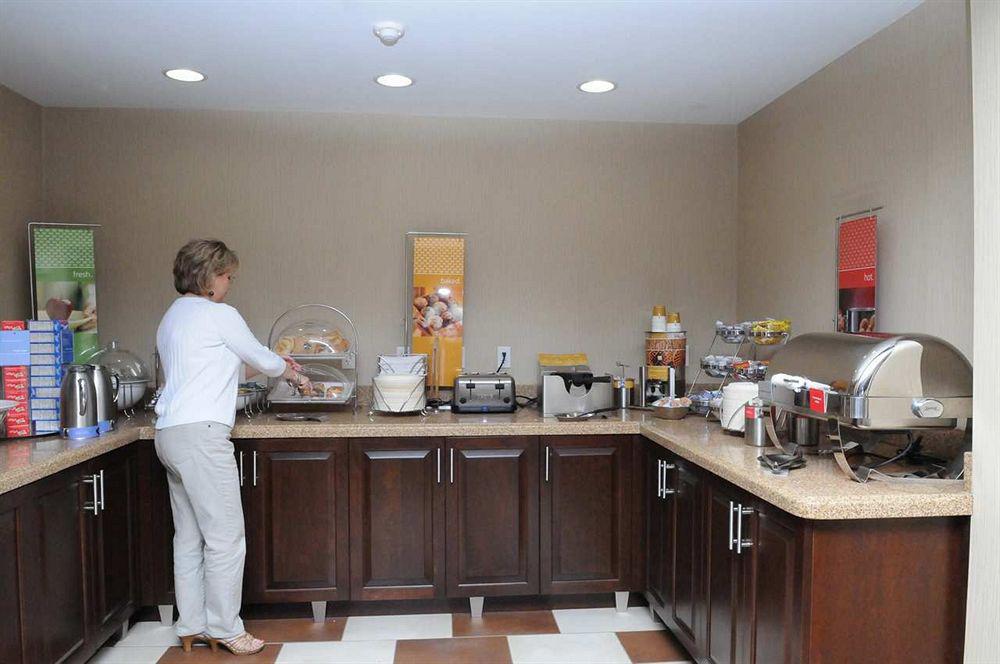 Hampton Inn Owensboro Restaurant photo